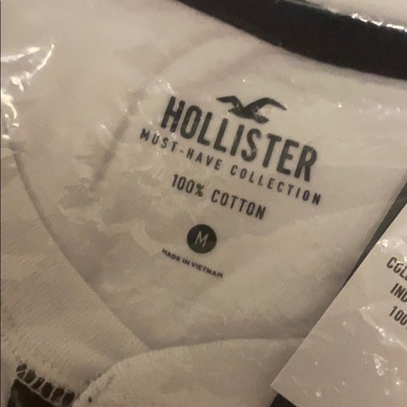 Hollister Must-Have Henley Men’s T-Shirt - Picture 5 of 5
